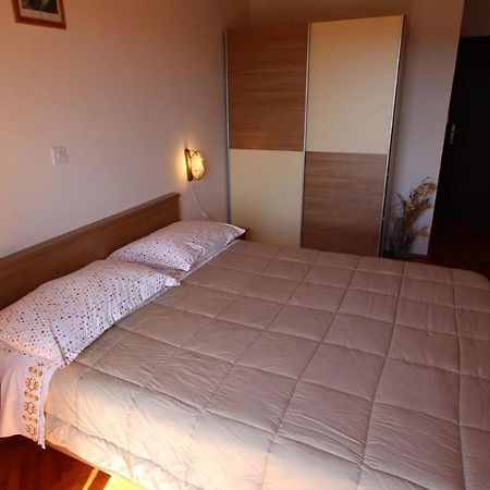 Apartments And Rooms Jelka Малинська Екстер'єр фото